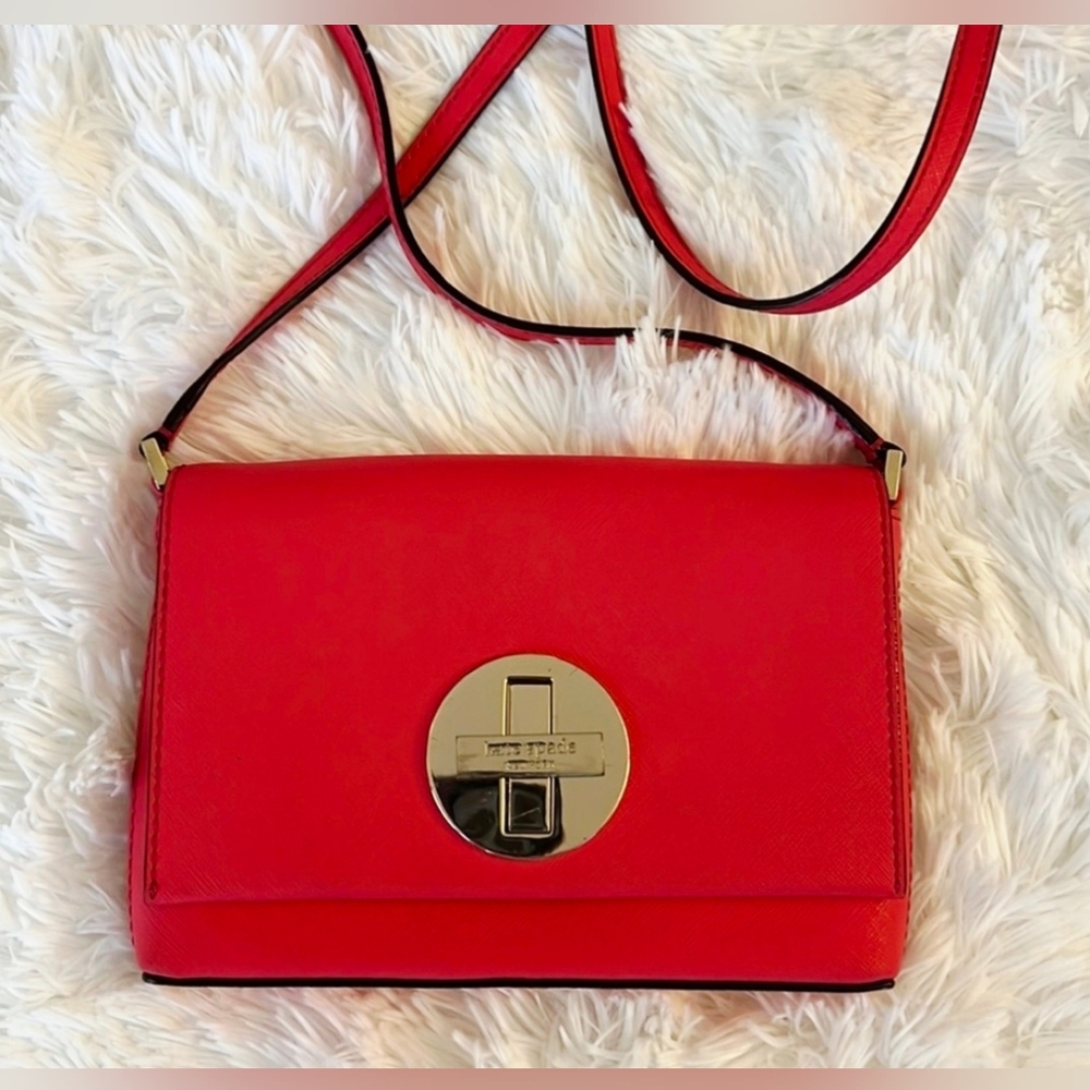Kate Spade Madison Saffiano Flap Small Crossbody Pink